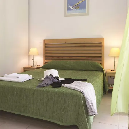 Comfy Mediterranean In Corsica *